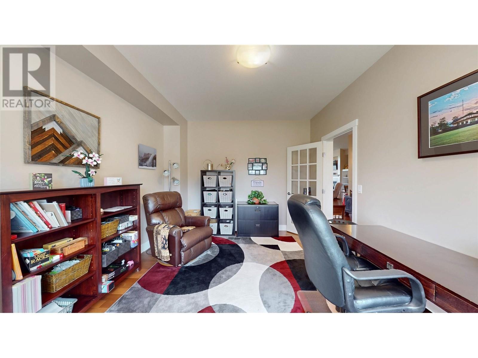 6833 MEADOWS Drive Unit# 7, Oliver