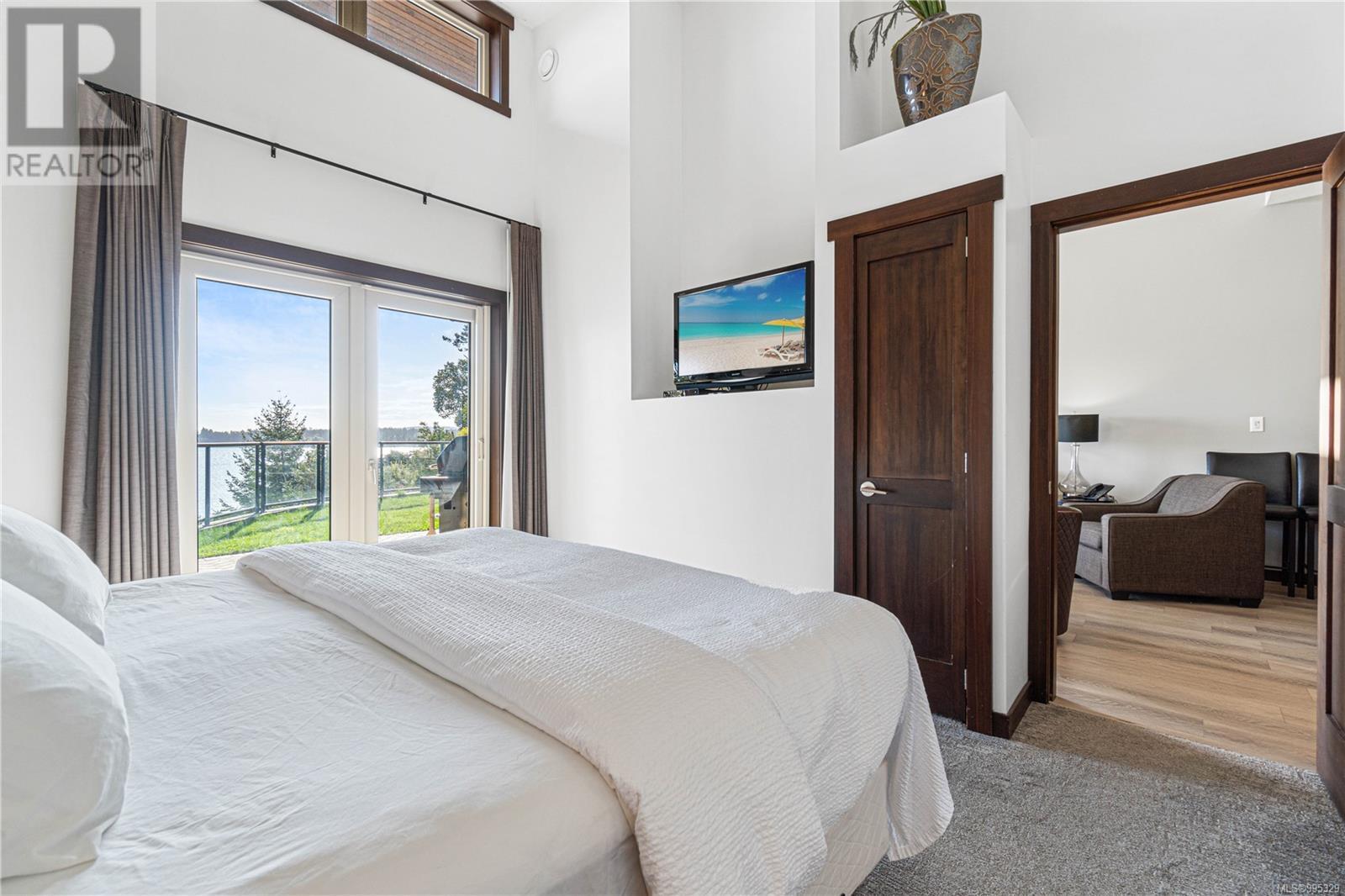 1111E 1175 Resort Dr, Parksville real estate listing 995329