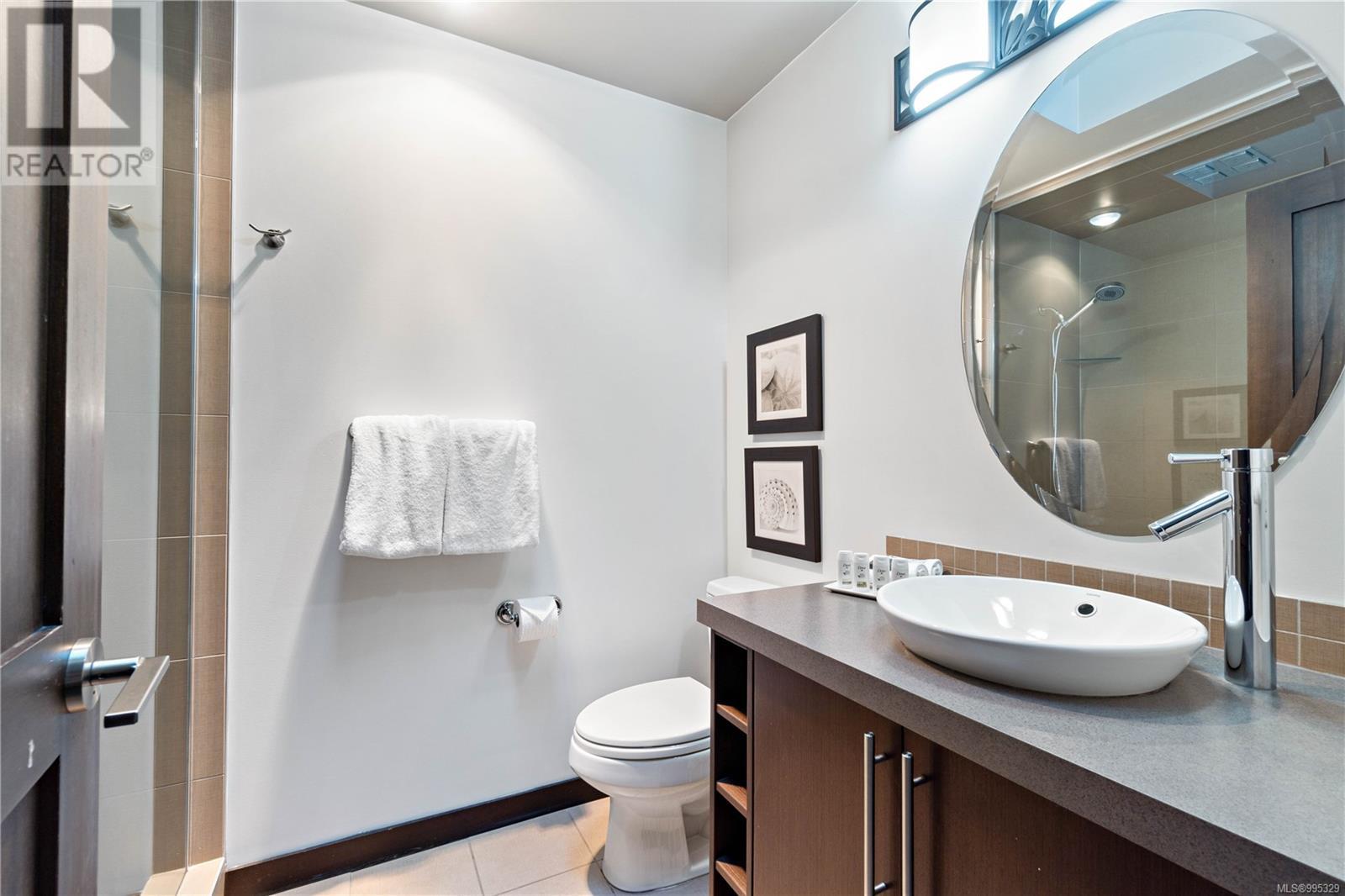 1111E 1175 Resort Dr, Parksville real estate listing 995329