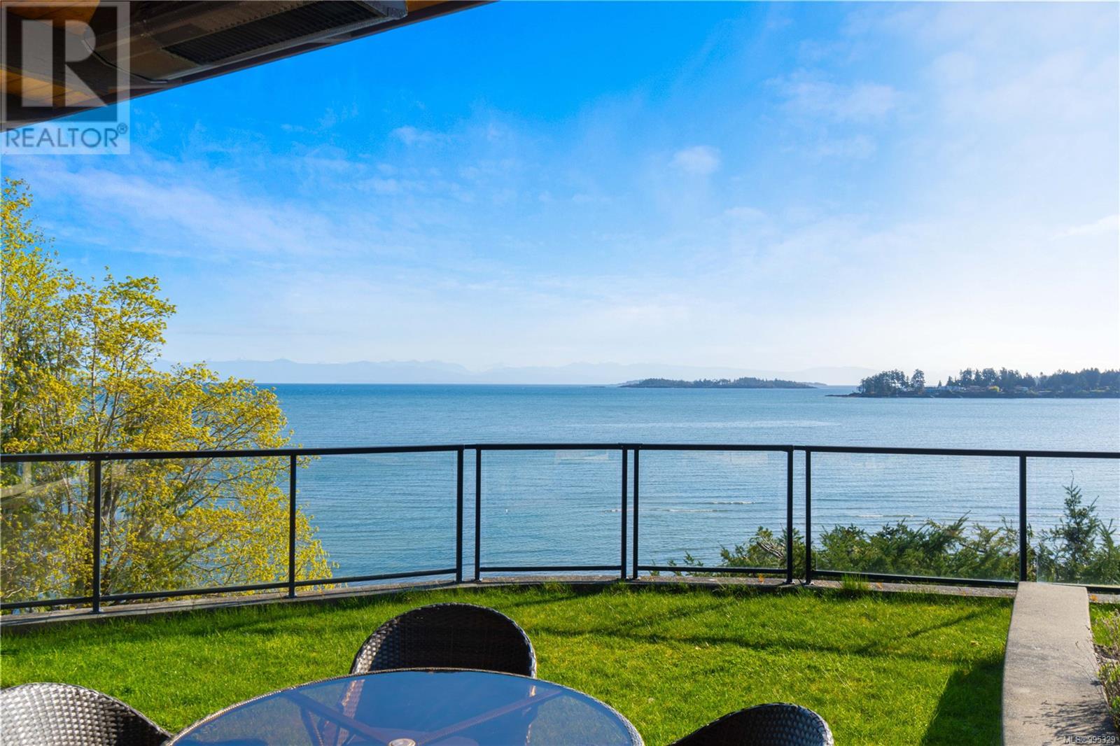 1111E 1175 Resort Dr, Parksville real estate listing 995329