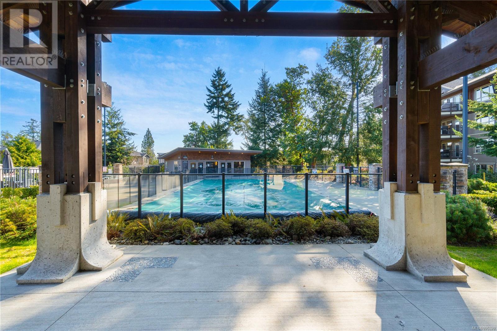 1111E 1175 Resort Dr, Parksville real estate listing 995329