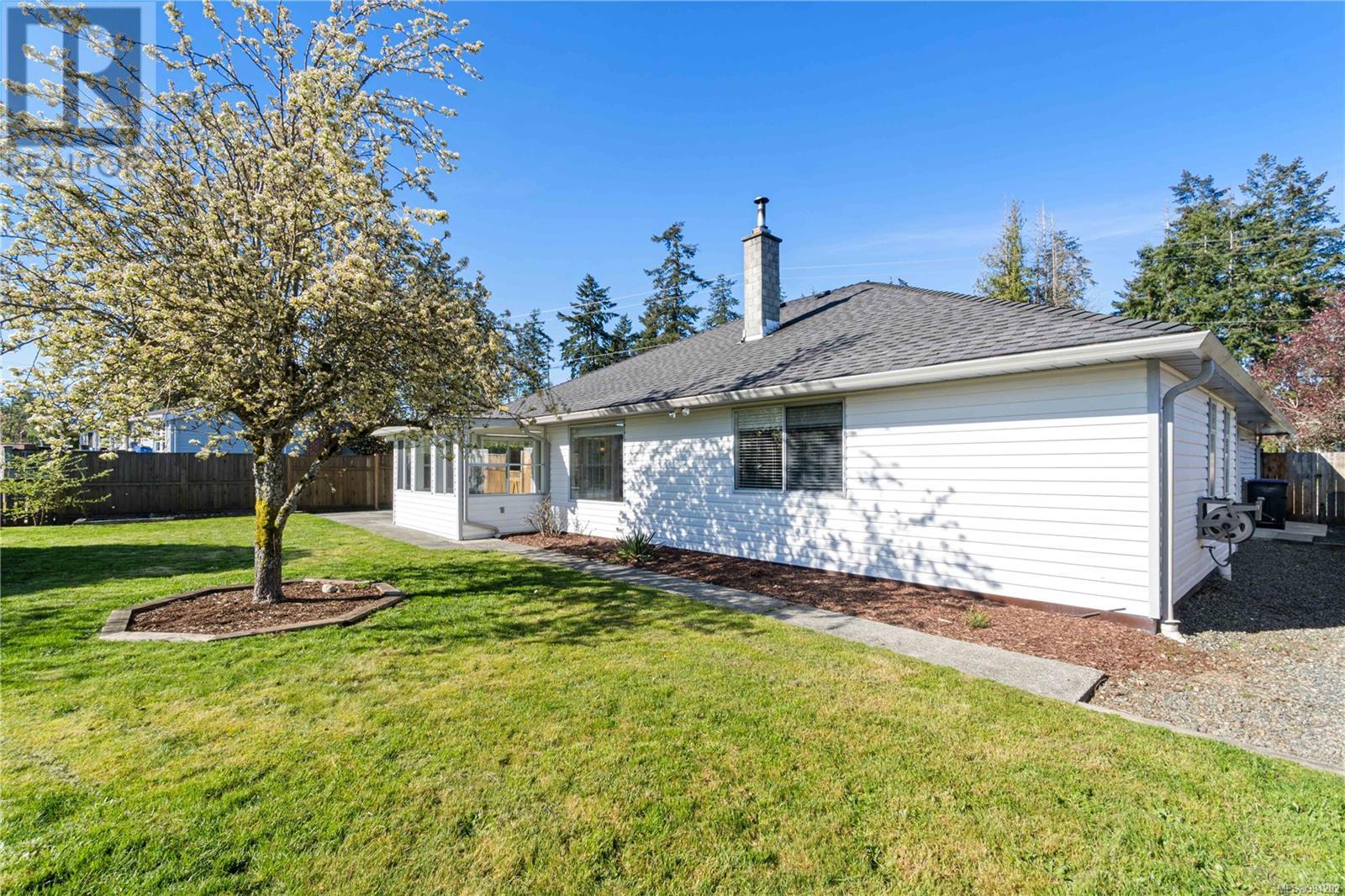 340 Temple St, Parksville