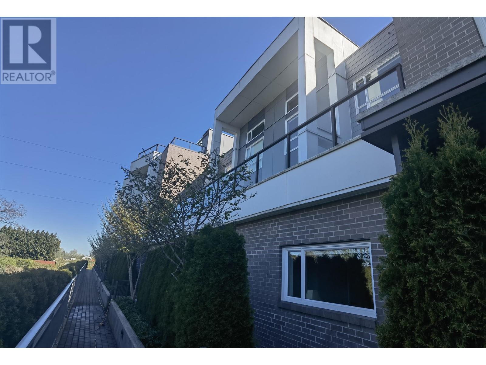 #15-10800 NO. 5 Road, Richmond