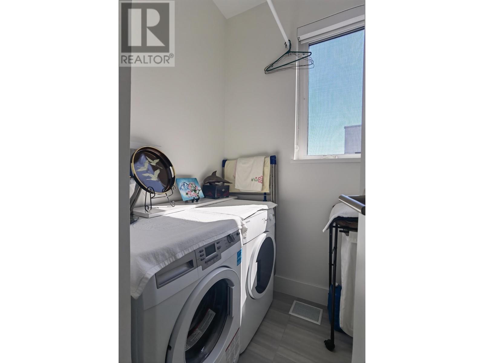 #15-10800 NO. 5 Road, Richmond