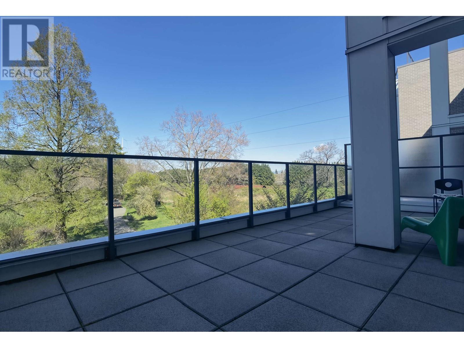 #15-10800 NO. 5 Road, Richmond