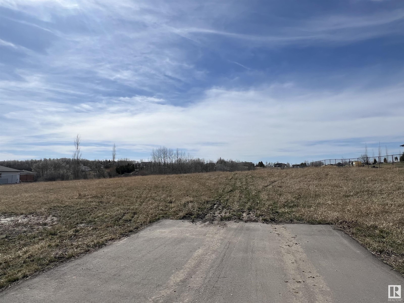 Photo 2 of 74 57126 Rge Road 233, Rural Sturgeon County AB
