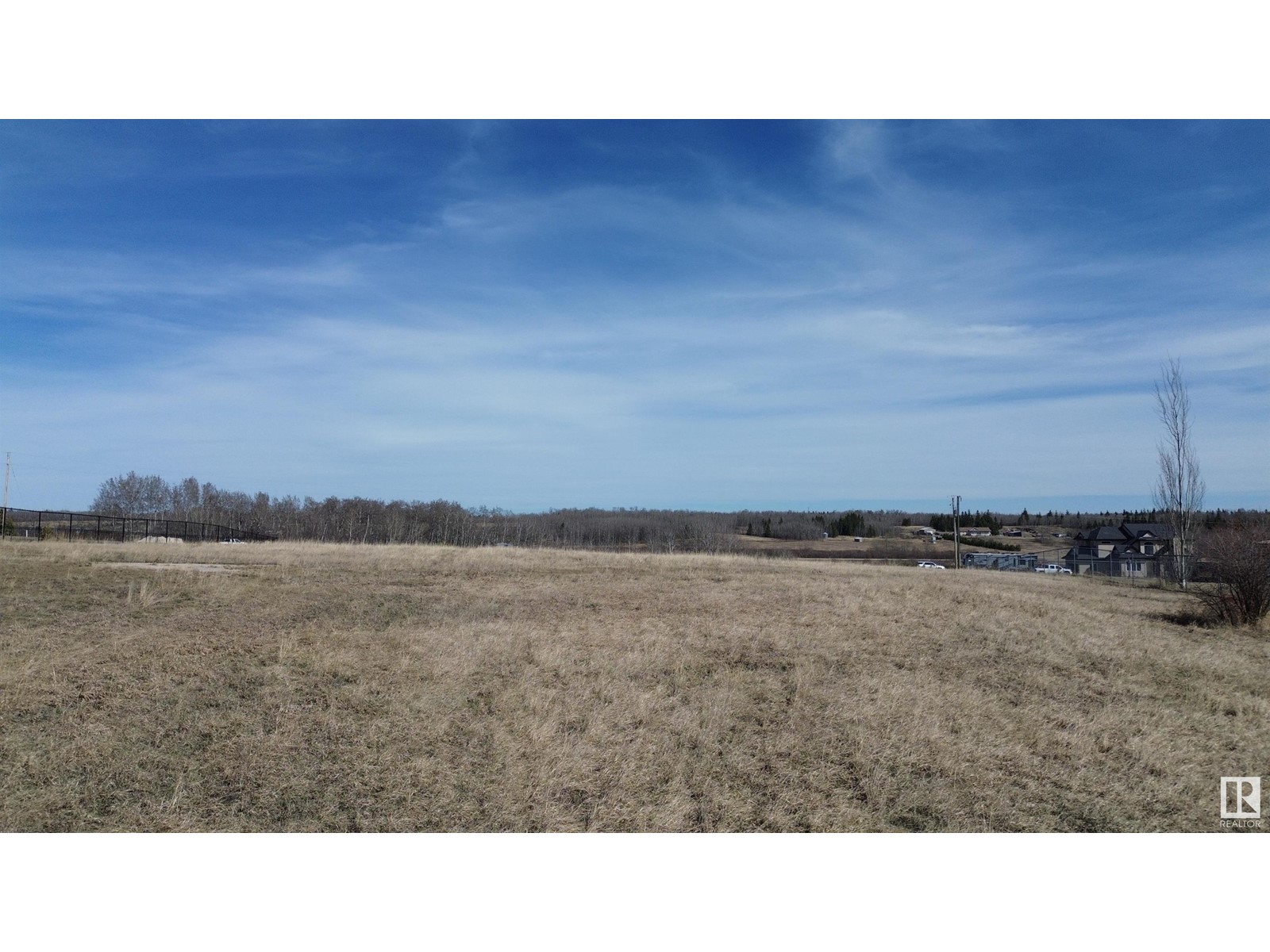 Photo 4 of 74 57126 Rge Road 233, Rural Sturgeon County AB