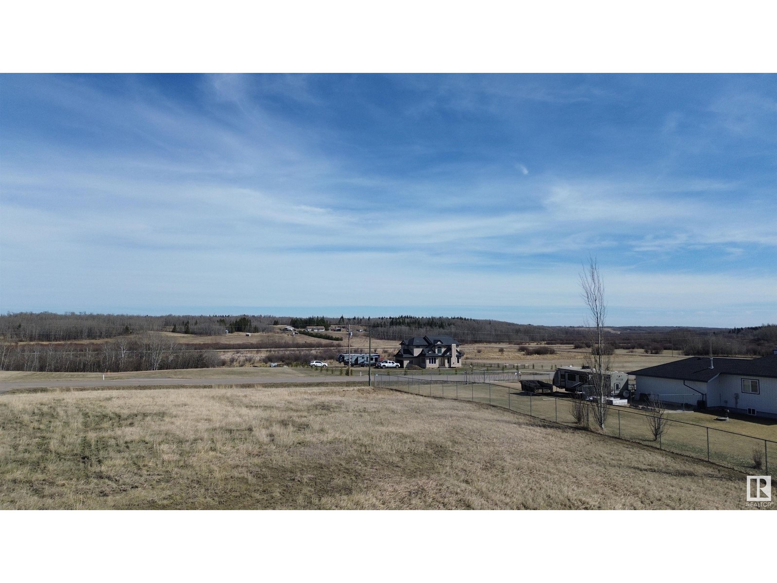 Photo 7 of 74 57126 Rge Road 233, Rural Sturgeon County AB