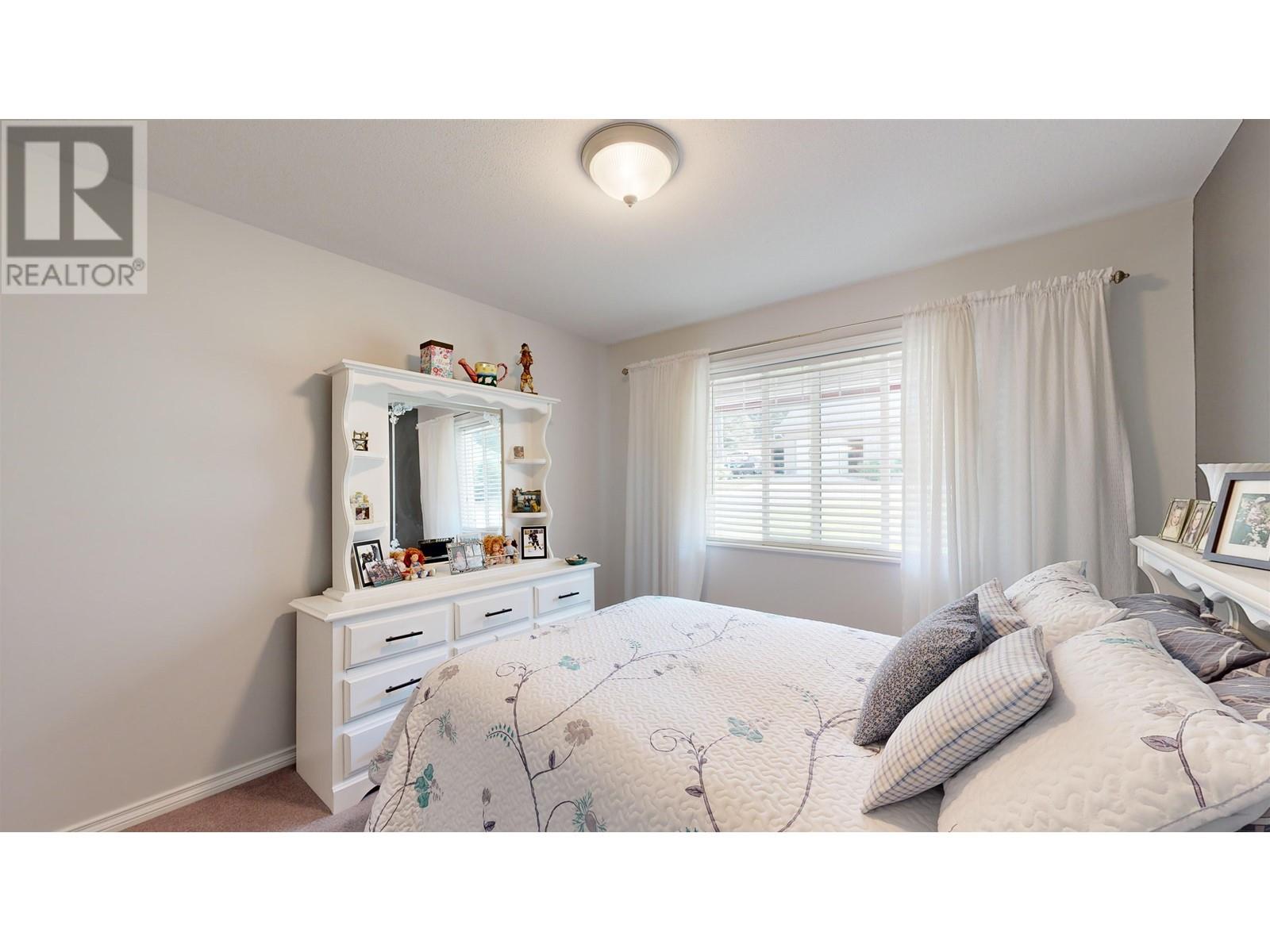 6329 MULLIGAN DRIVE, Horse Lake