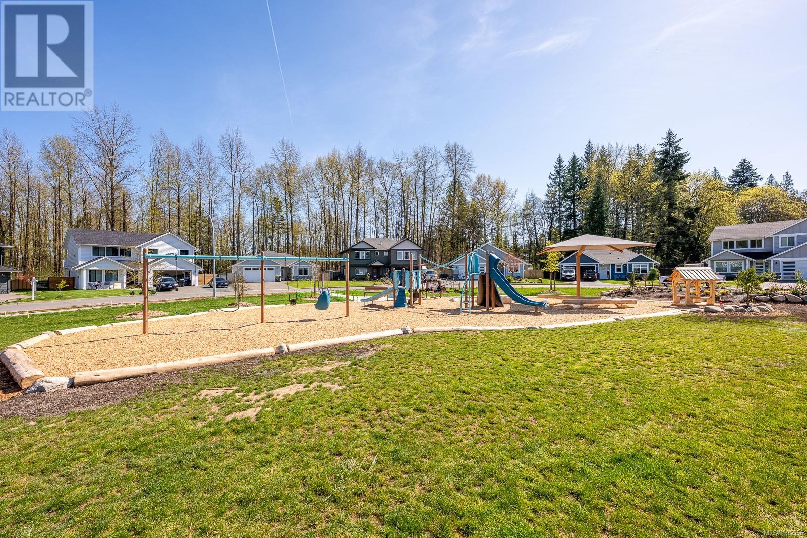 2538 Branch Ave, Courtenay
