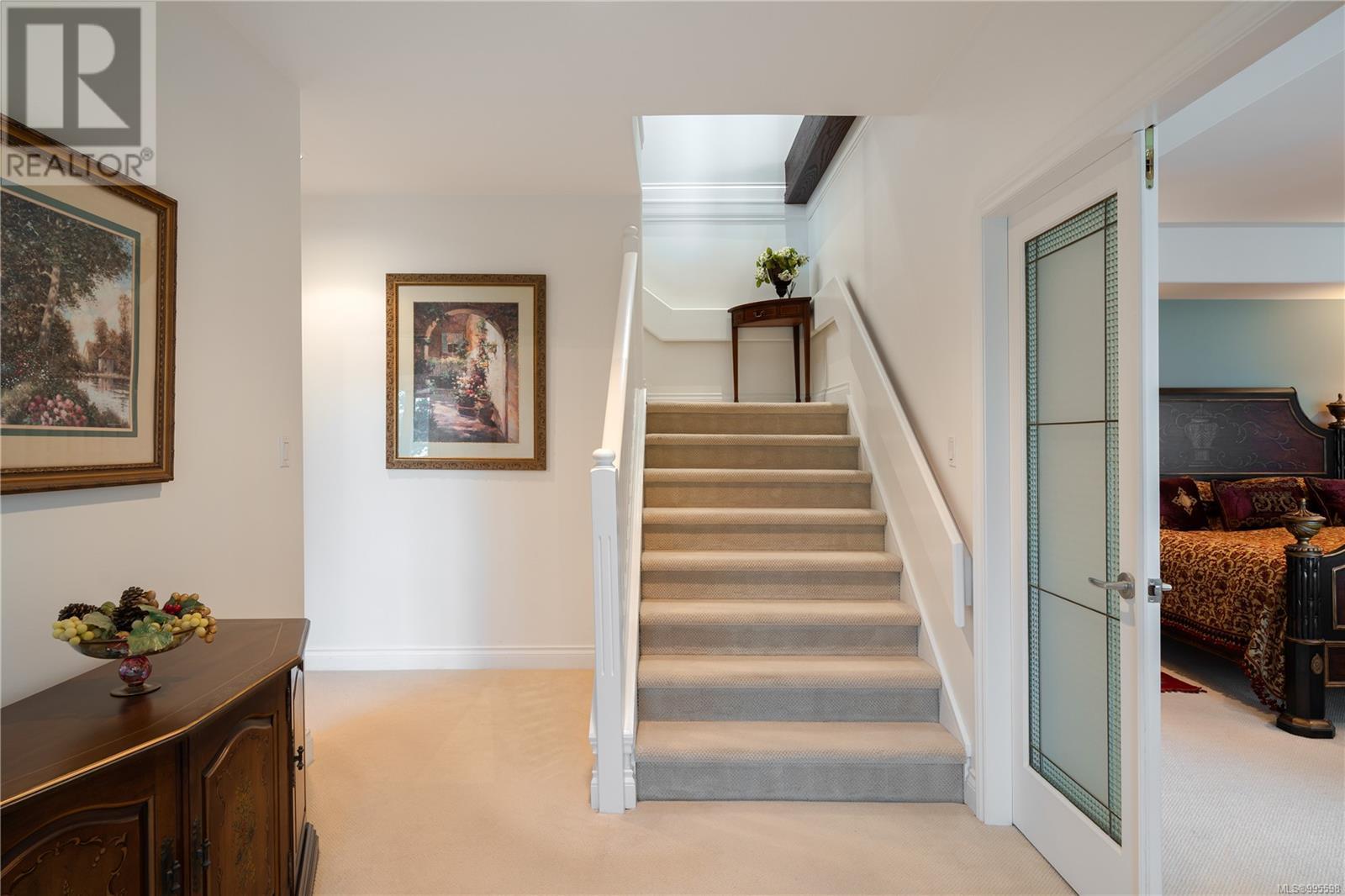  7318 Mark Lane, Central Saanich