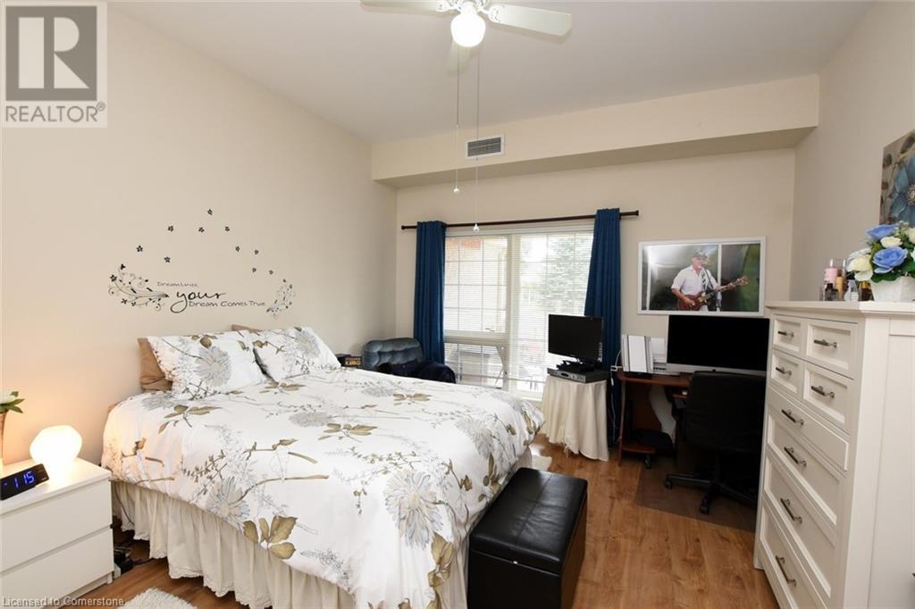 Photo 15 of 60 Natalia Avenue Unit 2, Mount Hope ON