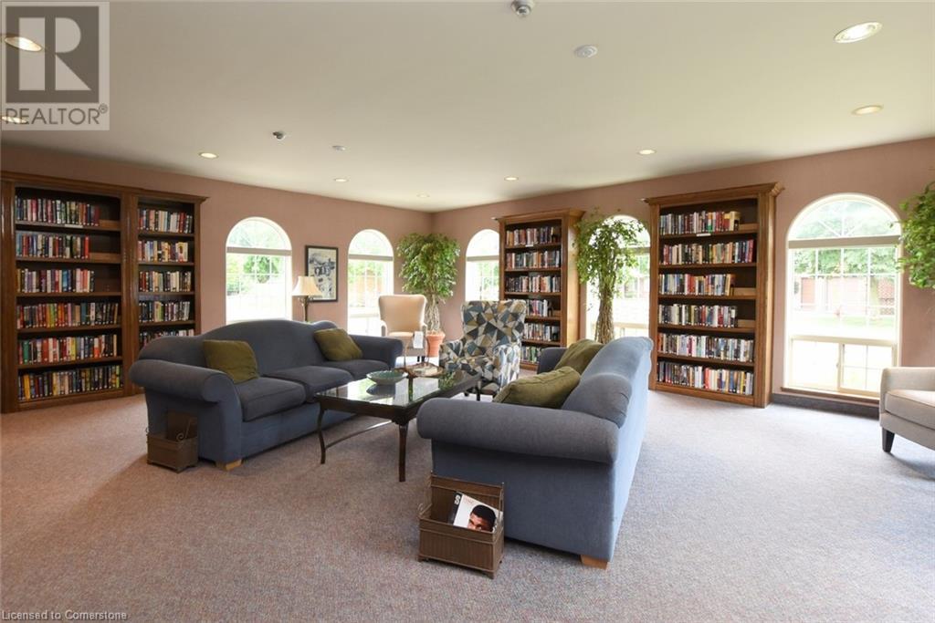 Photo 25 of 60 Natalia Avenue Unit 2, Mount Hope ON
