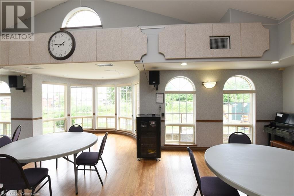 Photo 36 of 60 Natalia Avenue Unit 2, Mount Hope ON