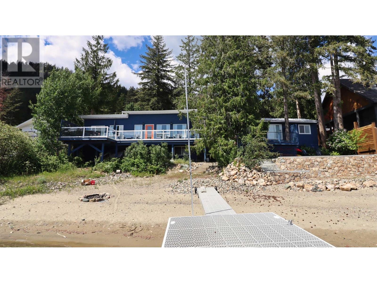 1065 Little Shuswap Lake Road, Chase