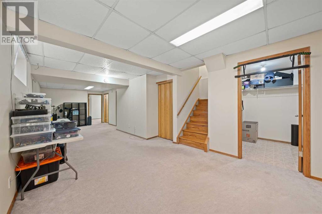 Single Family House for Sale in  Costa Mesa Close NE Monterey Park Calgary 