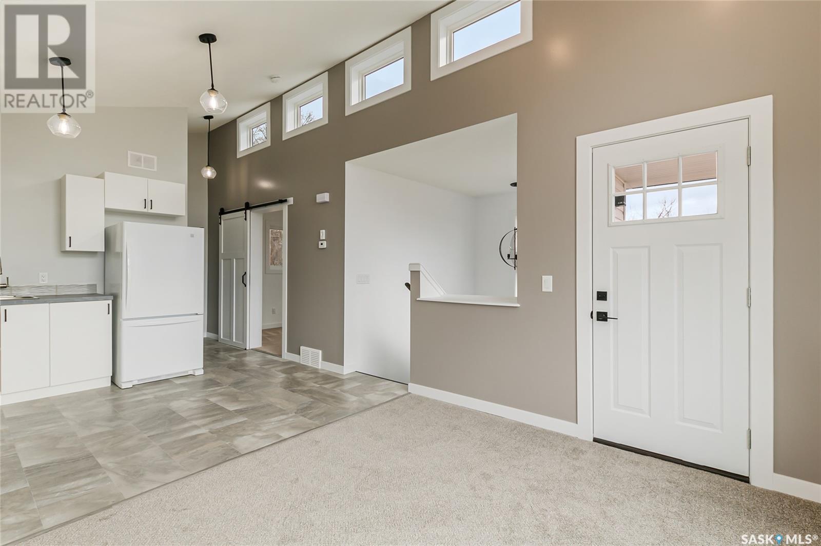 Photo 8 of 415 Hillcrest Avenue, Saskatchewan Beach SK