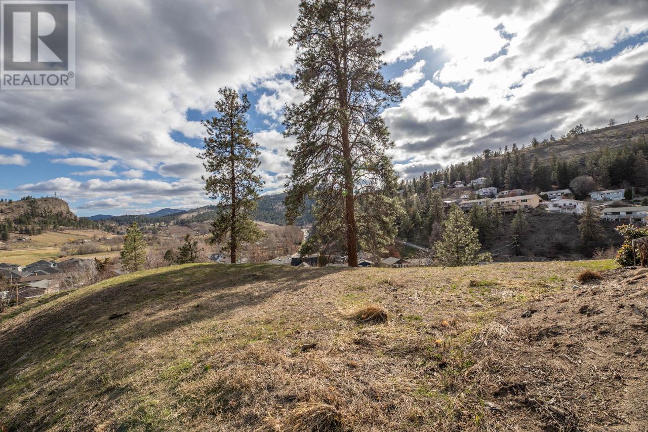 12402 BLAGBORNE Avenue, Summerland