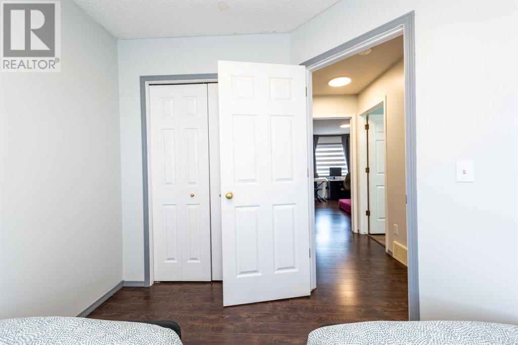 Single Family House for Sale in  Harvest Oak Circle NE Harvest Hills Calgary 