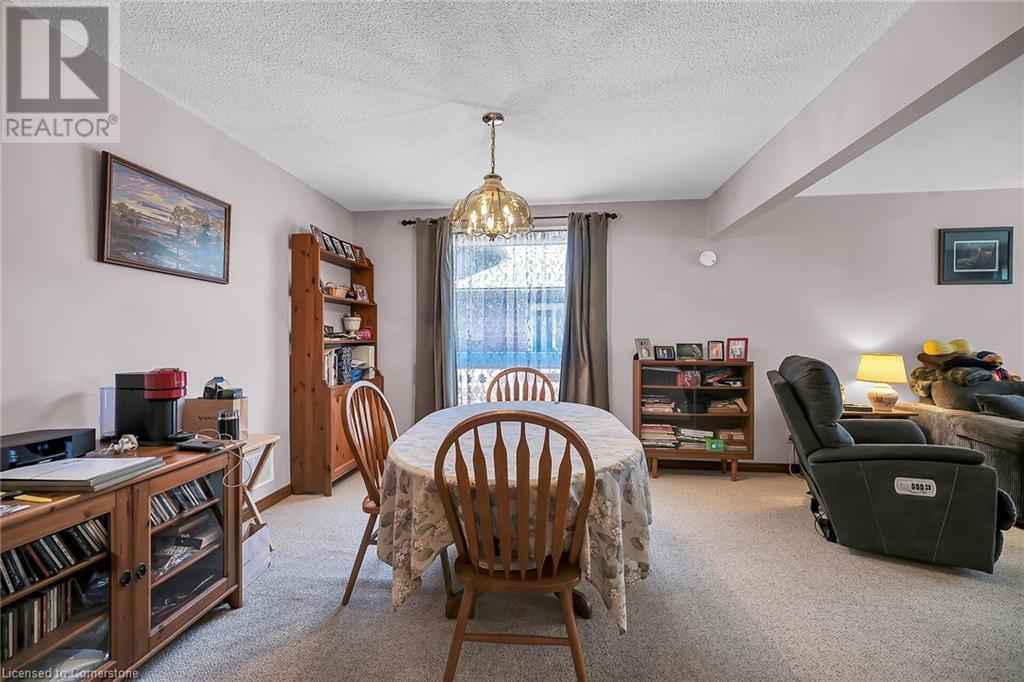 Photo 34 of 43 Everest Street, Hamilton ON