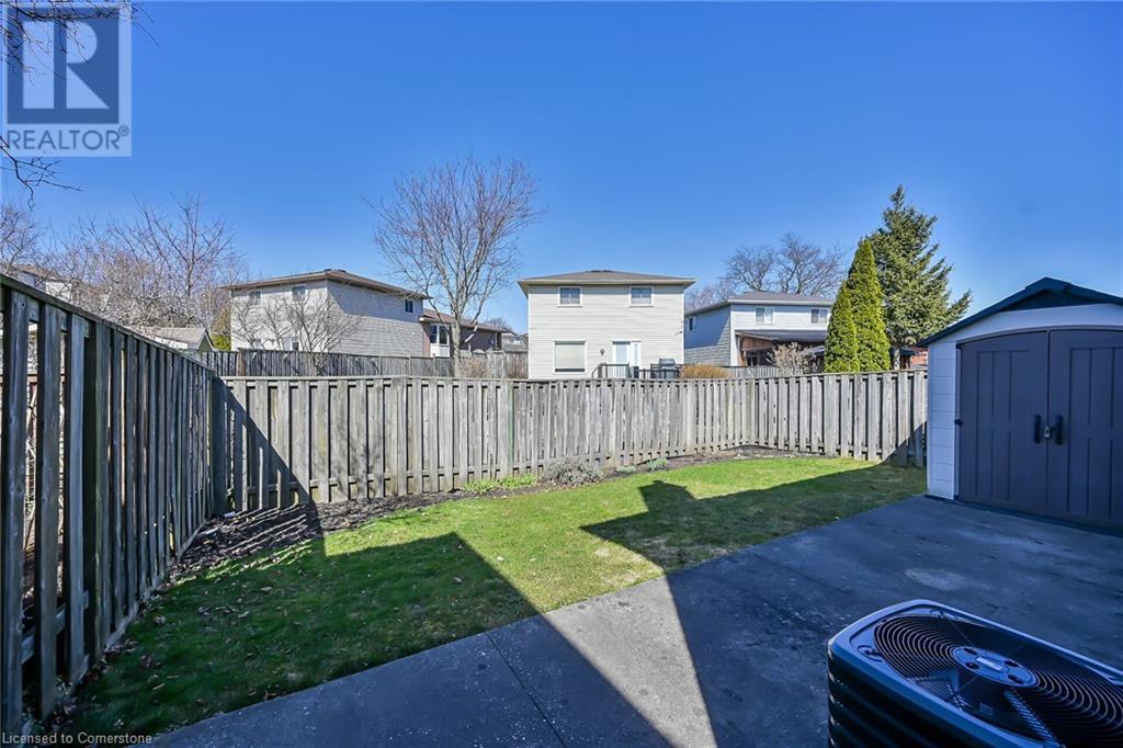 Photo 33 of 43 Everest Street, Hamilton ON
