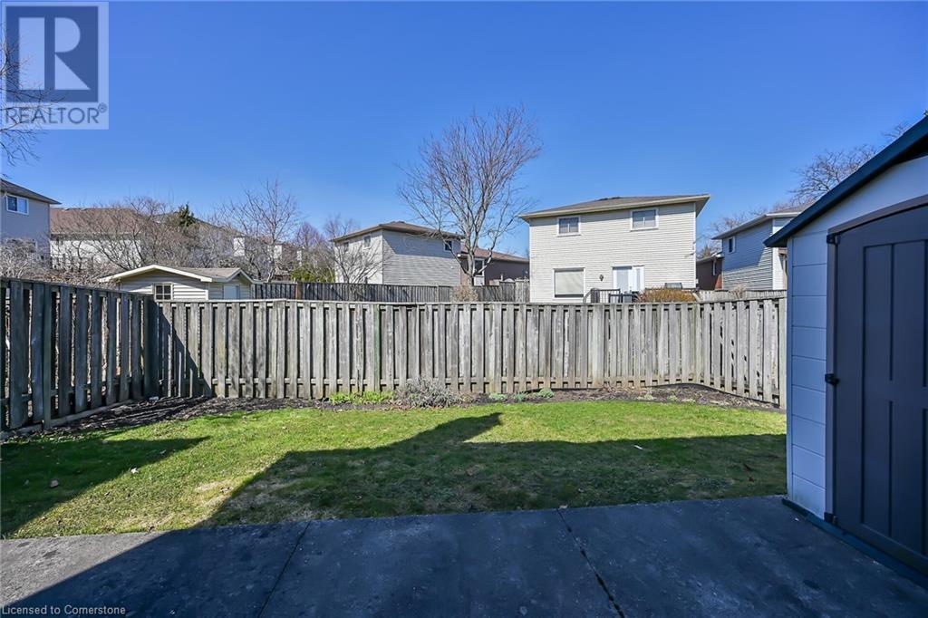 Photo 9 of 43 Everest Street, Hamilton ON