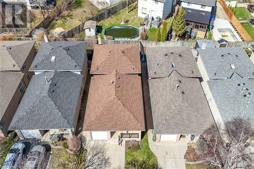 Photo 17 of 43 Everest Street, Hamilton ON