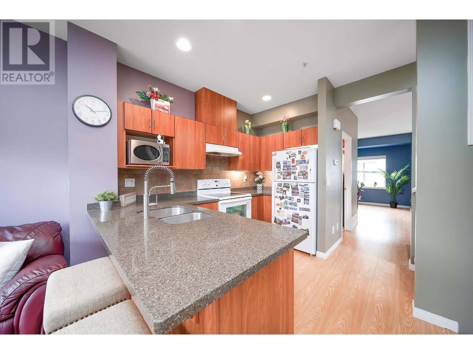 38 1055 RIVERWOOD GATE, Port Coquitlam real estate listing R2991672