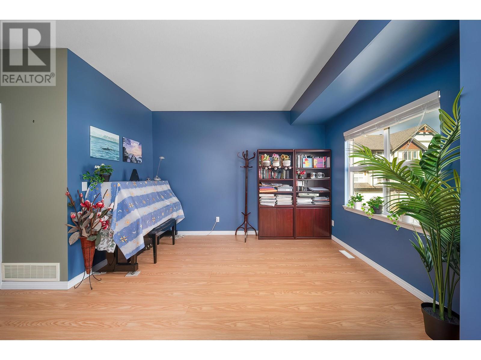 38 1055 RIVERWOOD GATE, Port Coquitlam real estate listing R2991672
