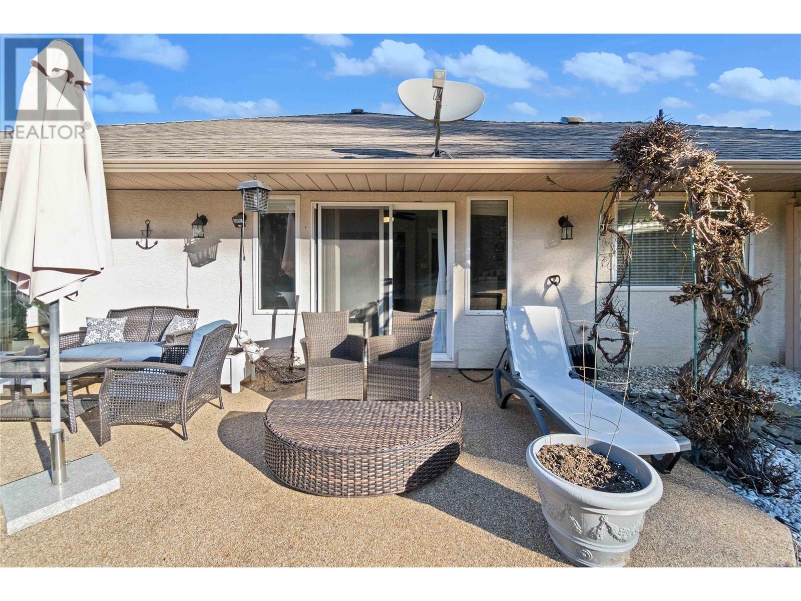 2502 Golf Course Drive, Blind Bay