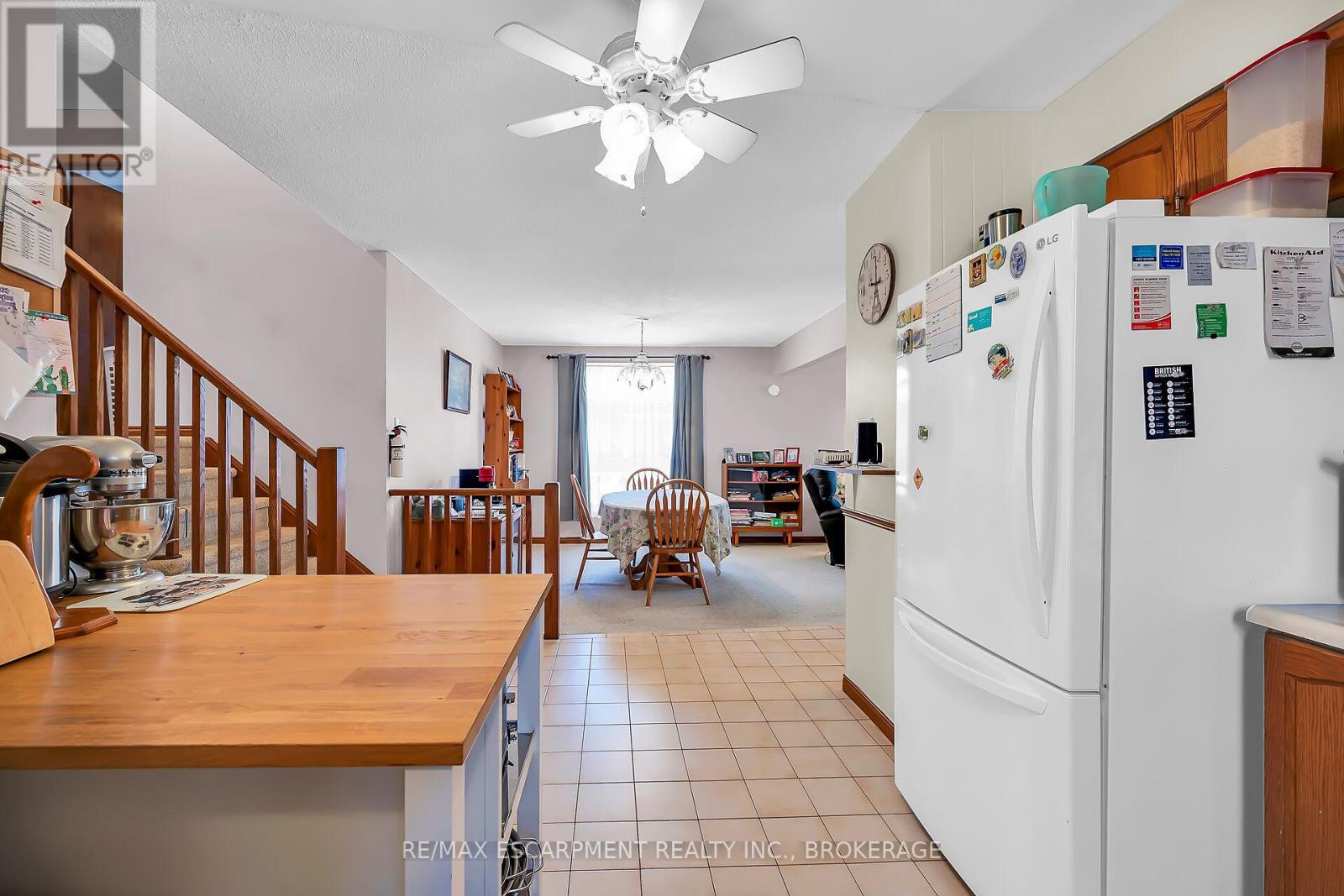 Photo 4 of 43 Everest Street, Hamilton ON