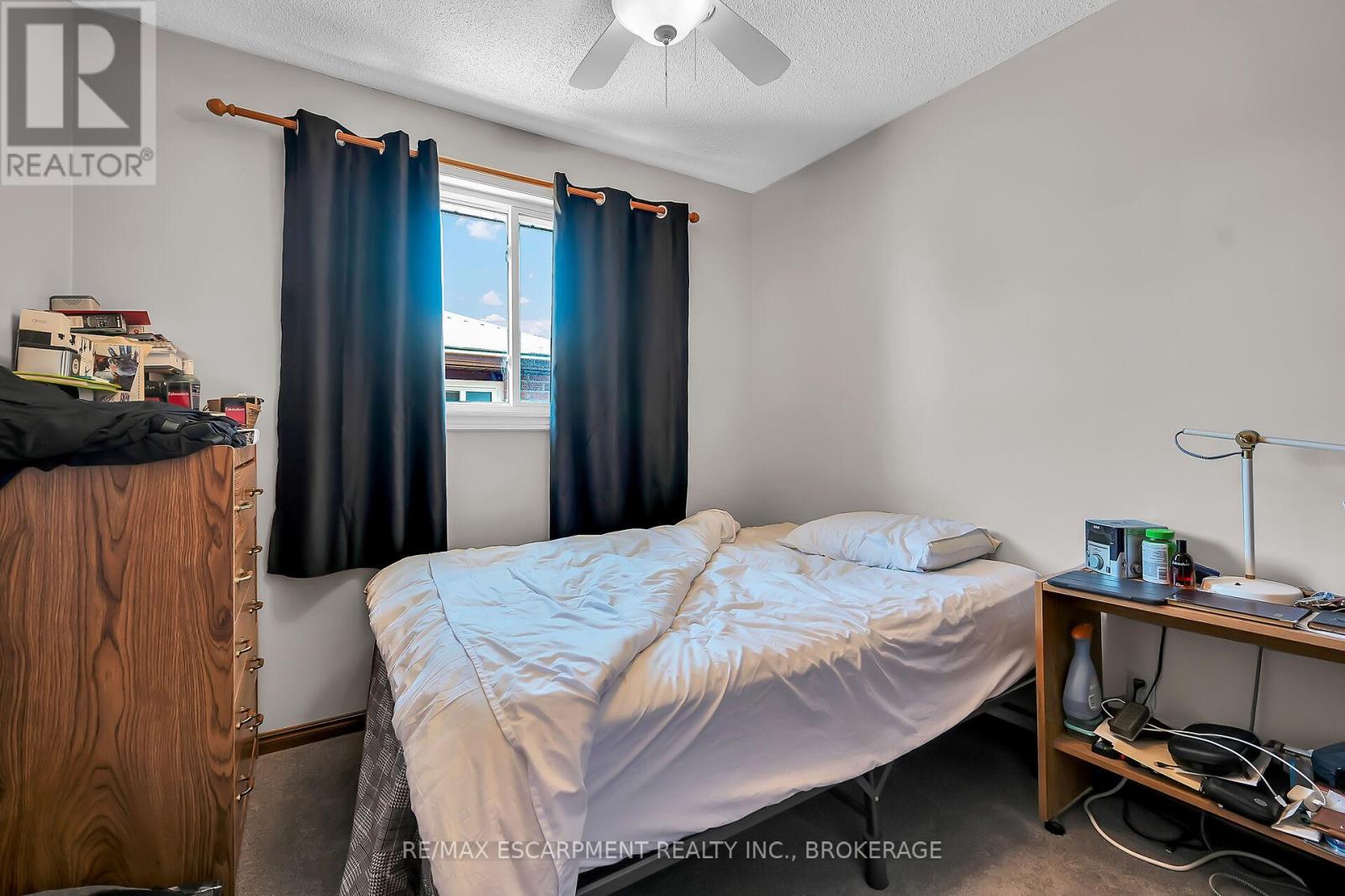Photo 27 of 43 Everest Street, Hamilton ON