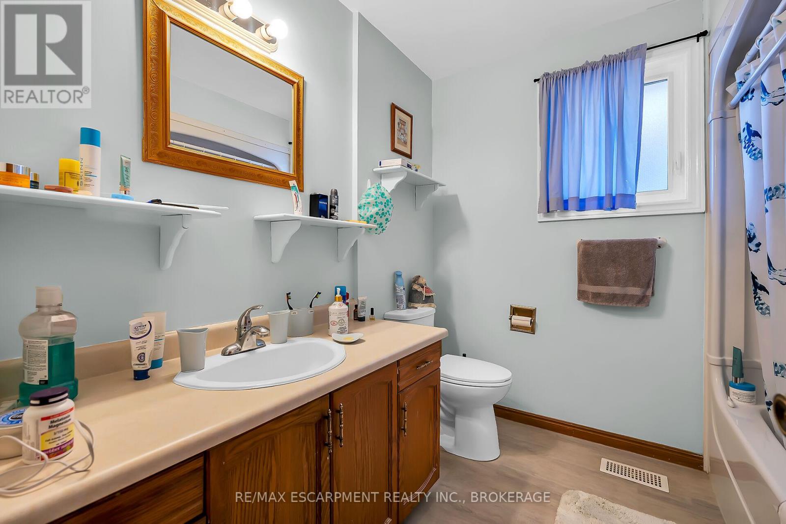 Photo 36 of 43 Everest Street, Hamilton ON