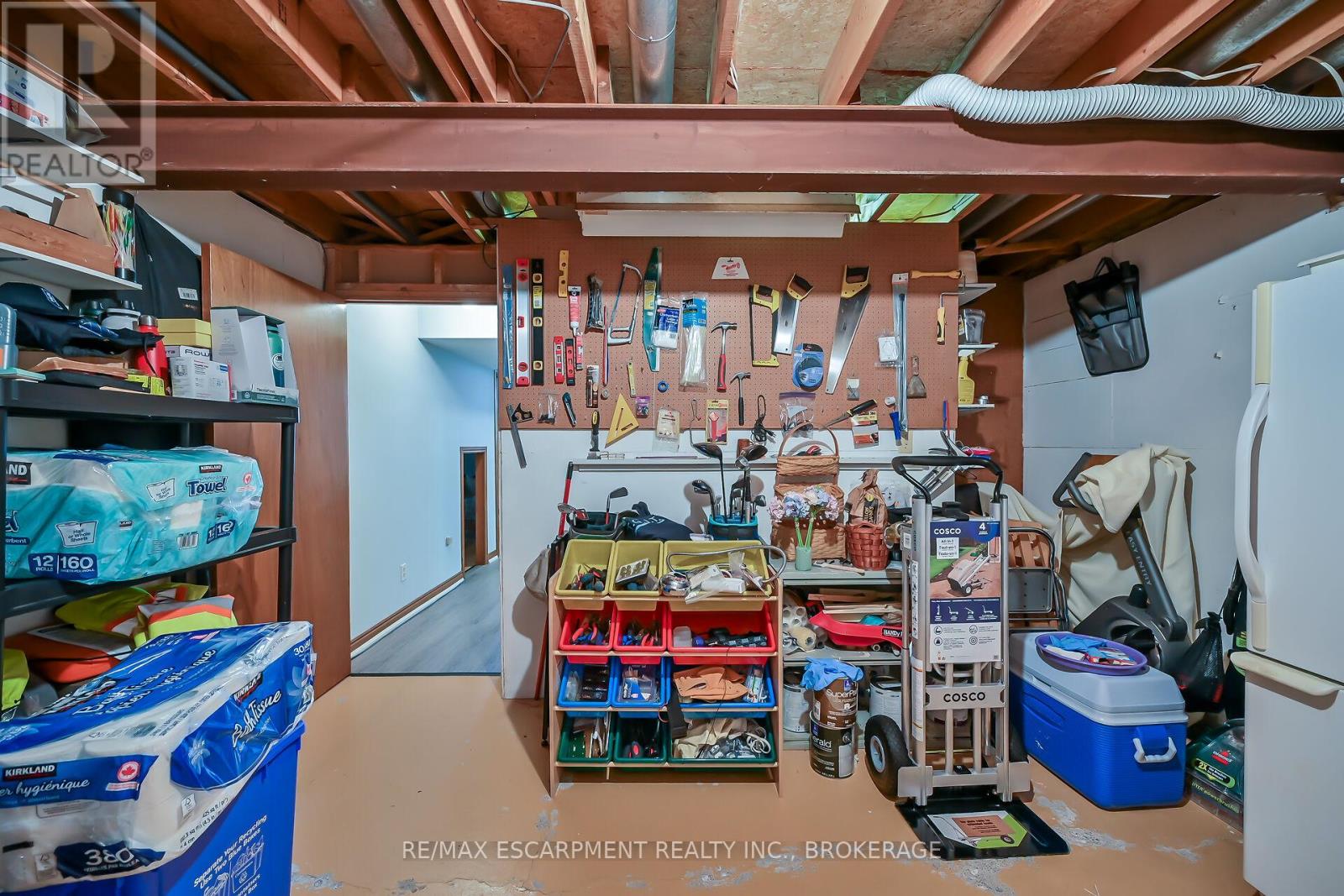 Photo 38 of 43 Everest Street, Hamilton ON