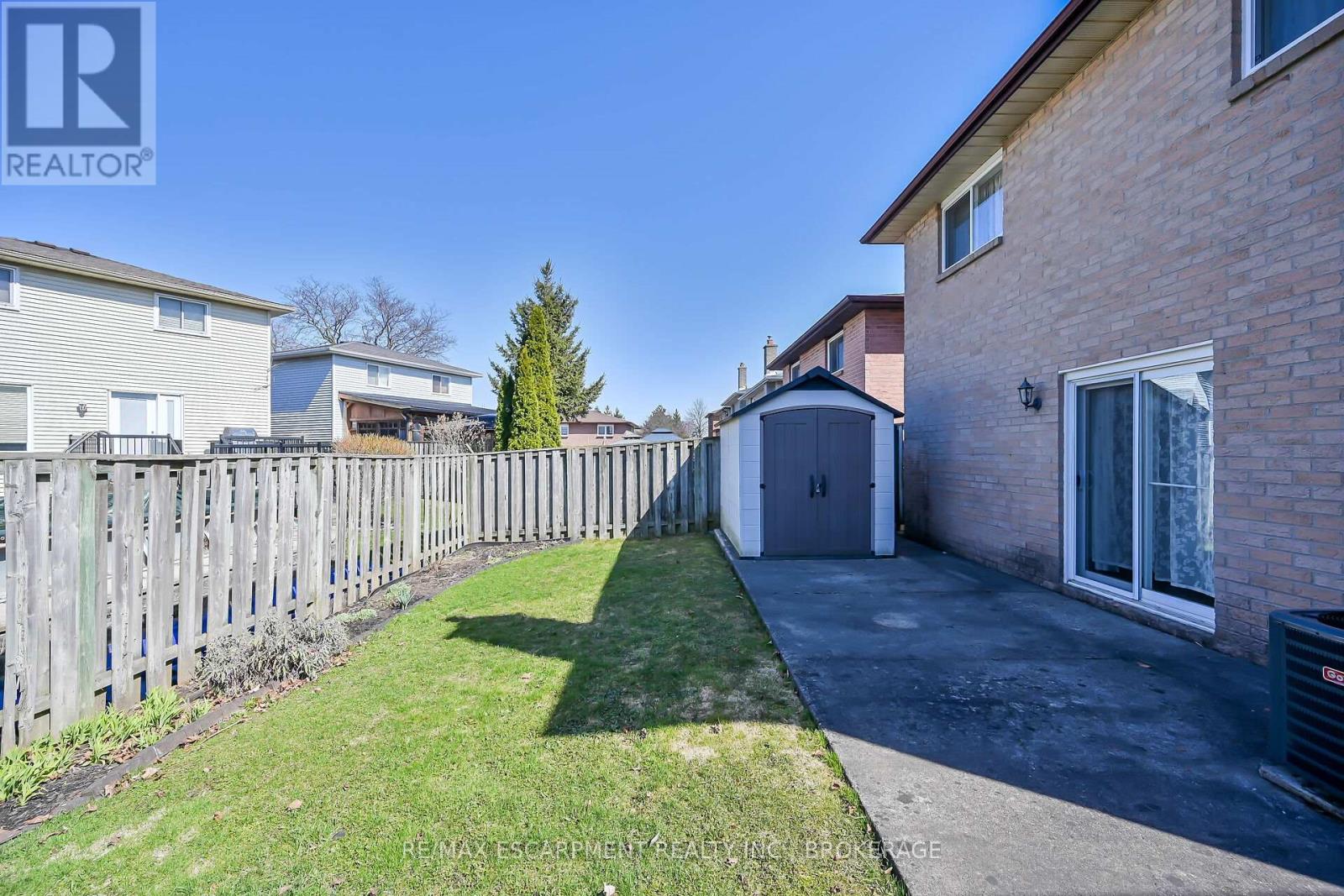 Photo 22 of 43 Everest Street, Hamilton ON