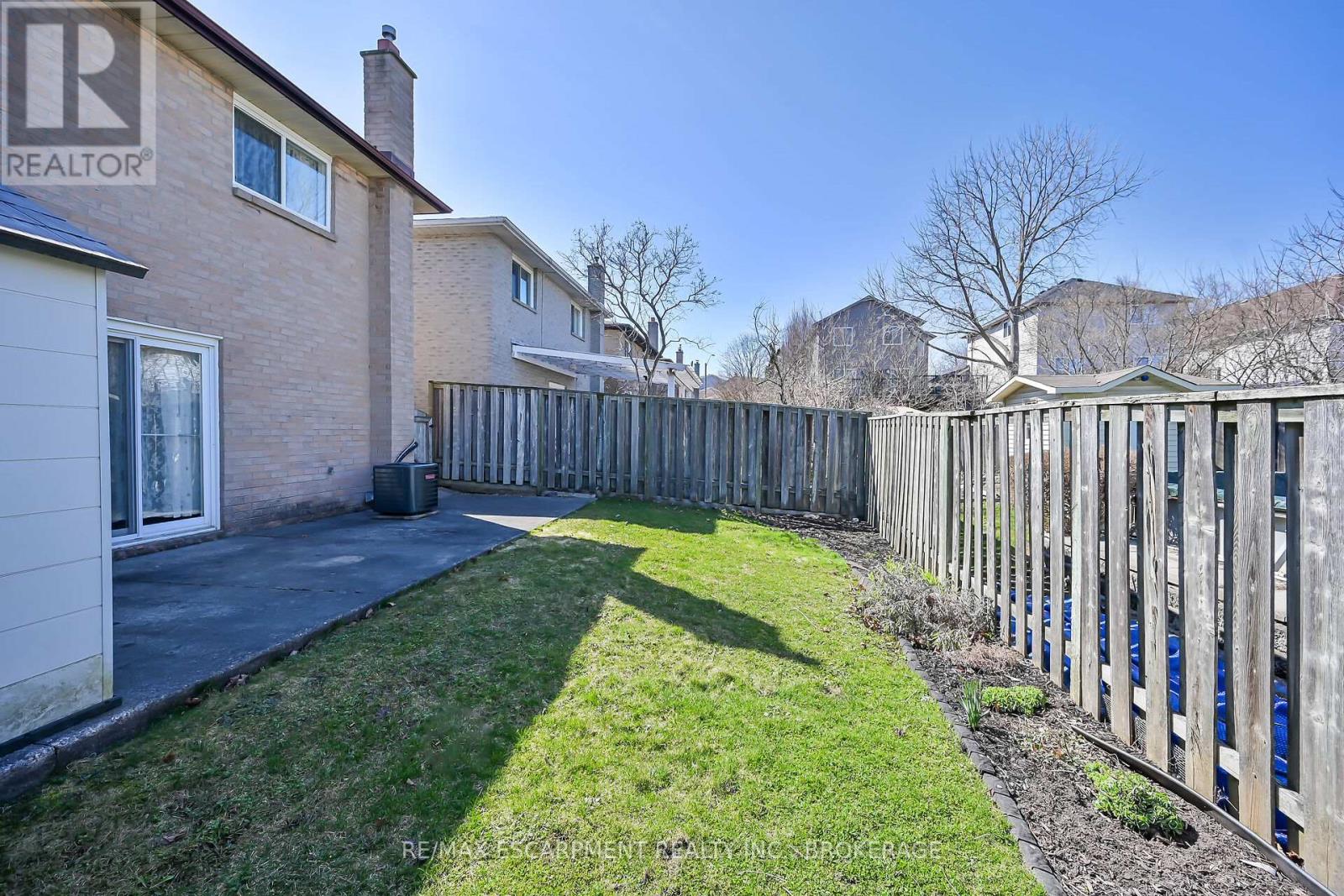 Photo 20 of 43 Everest Street, Hamilton ON