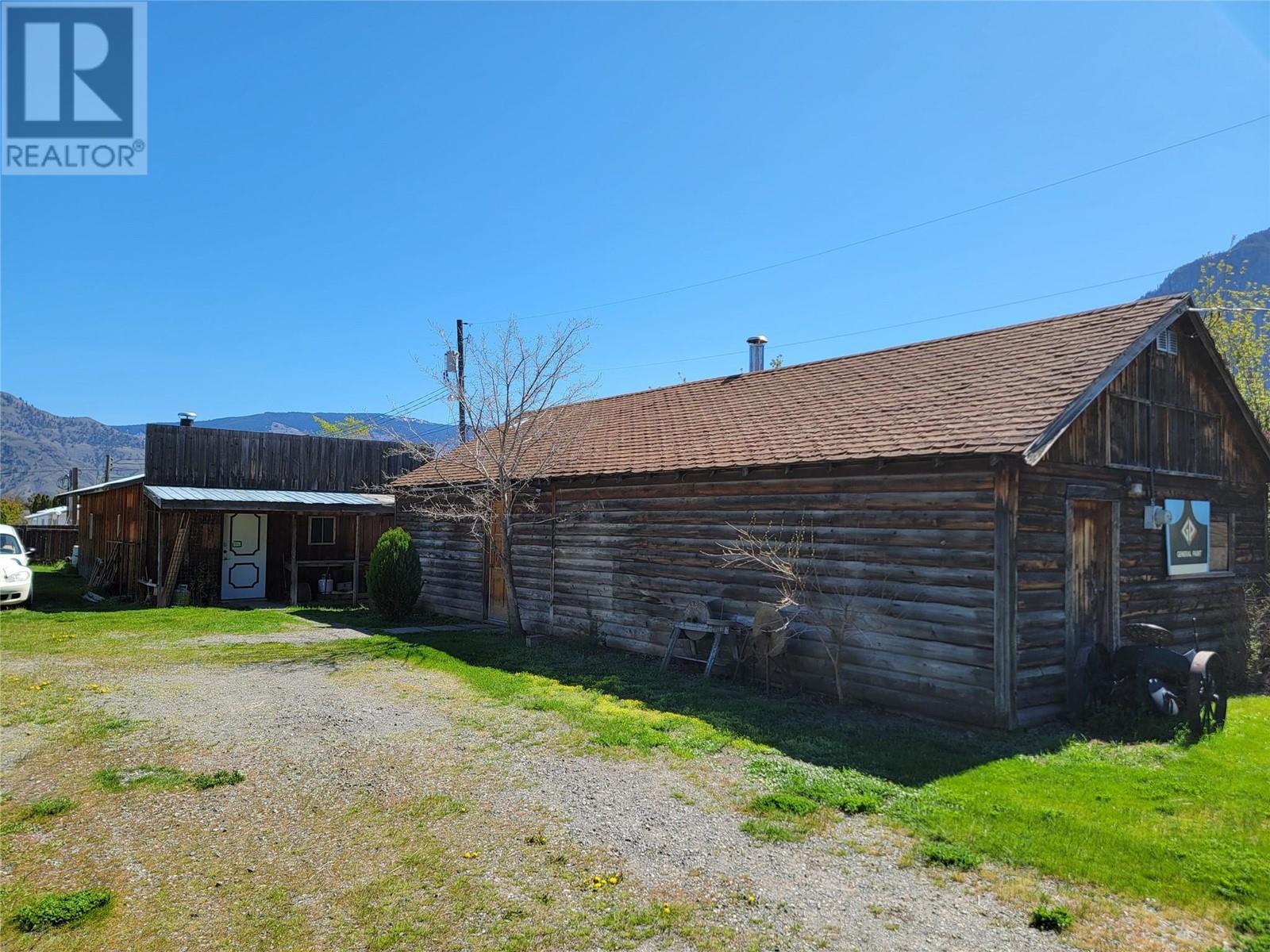 301 9th Street, Keremeos