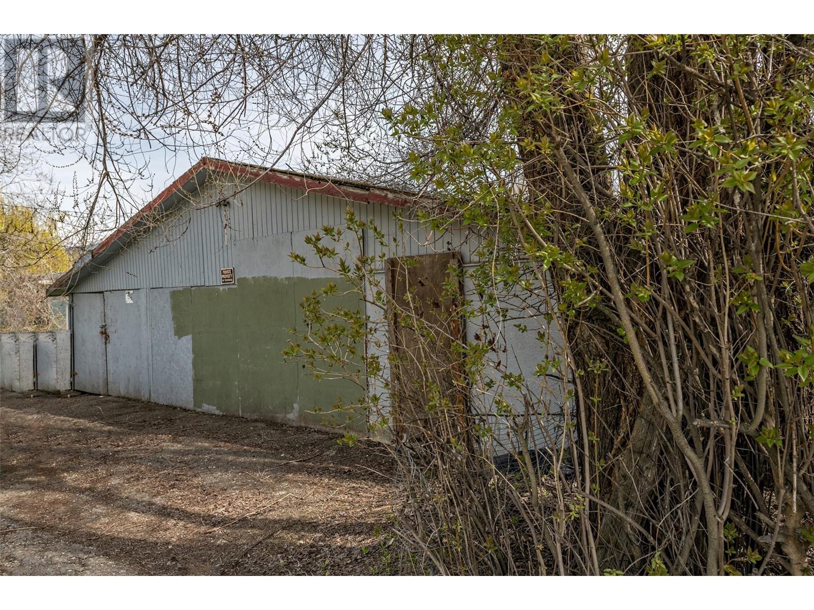  4005 30 Avenue, Vernon