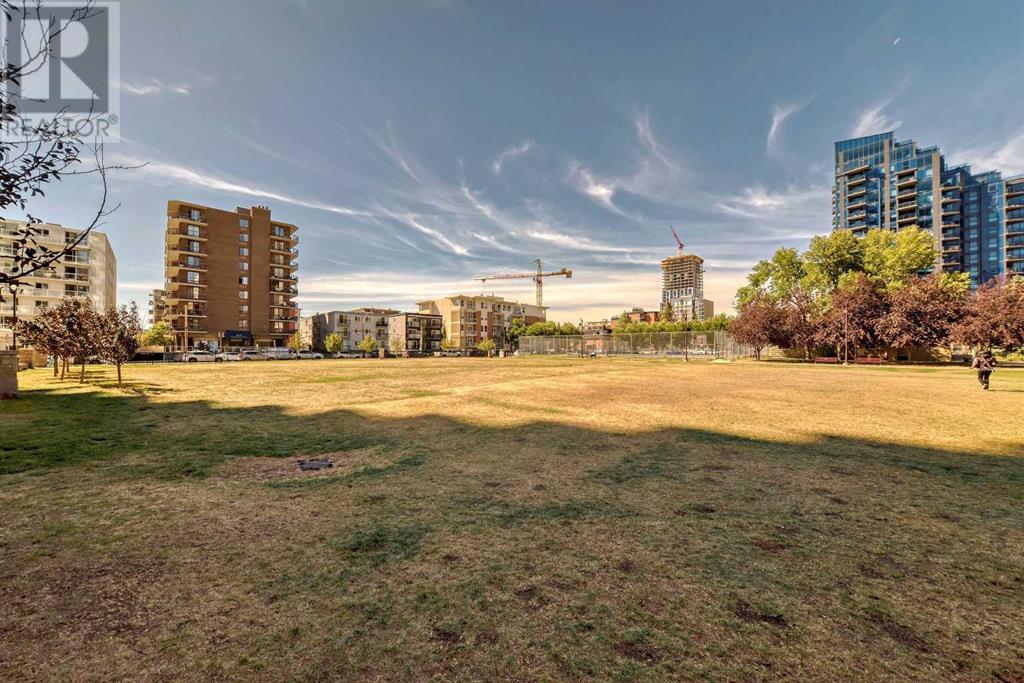 Single Family House for Sale in    Avenue SW Beltline Calgary 