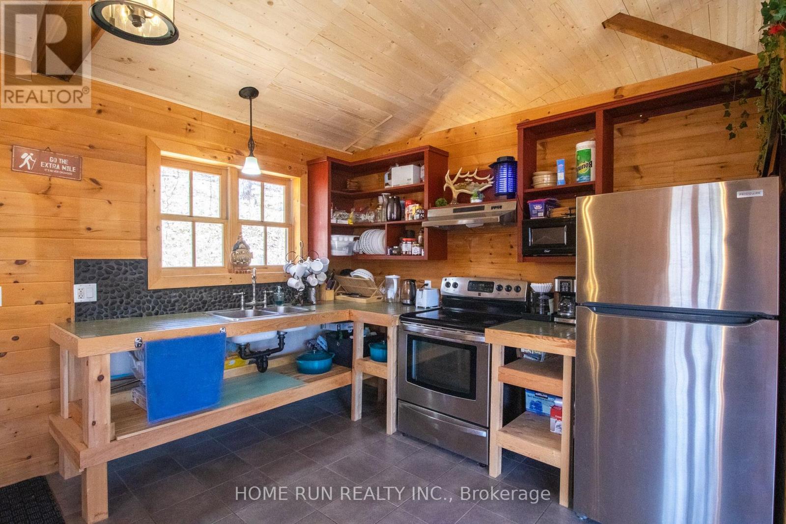 Photo 13 of 2335 Calabogie Road, Greater Madawaska ON