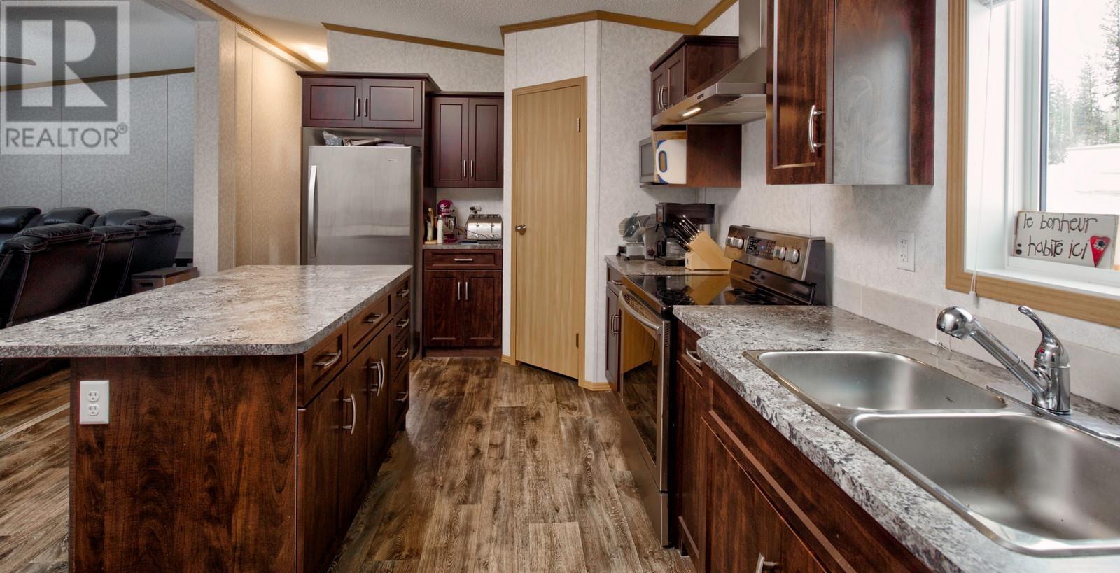 7274 PHILEMON LAKE ROAD, McLeese Lake