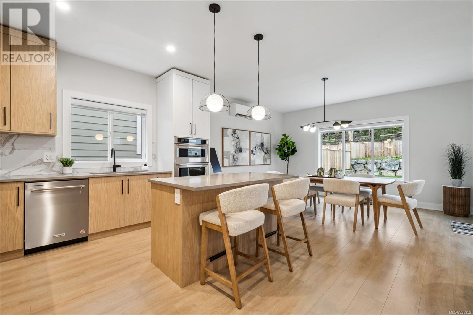 3476 Trumpeter St, Colwood