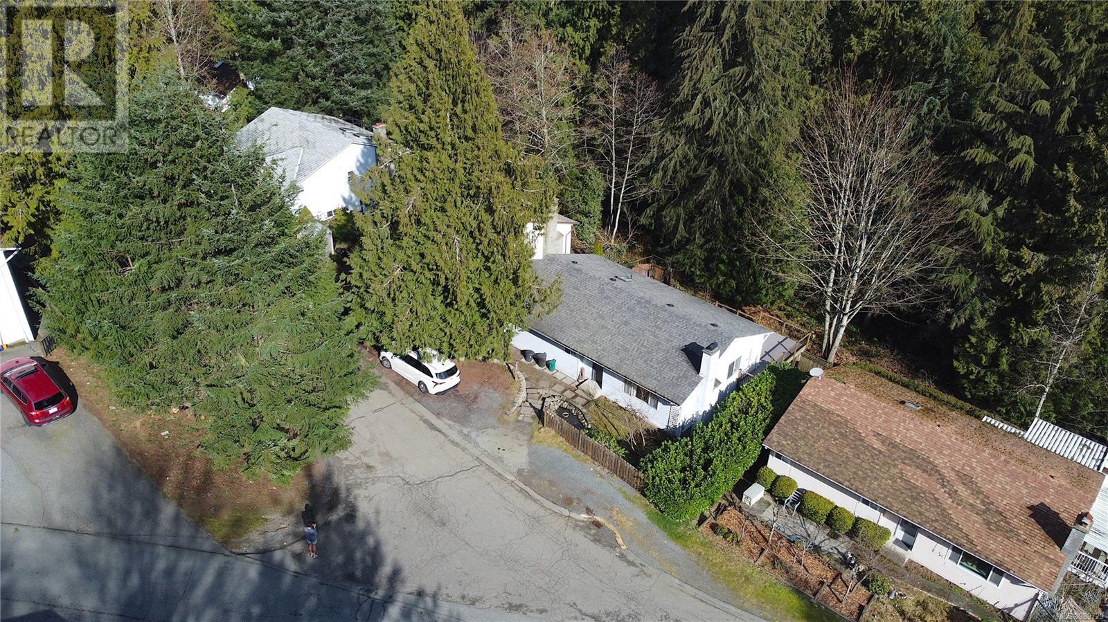 711 Starling Pl, Nanaimo real estate listing 989729