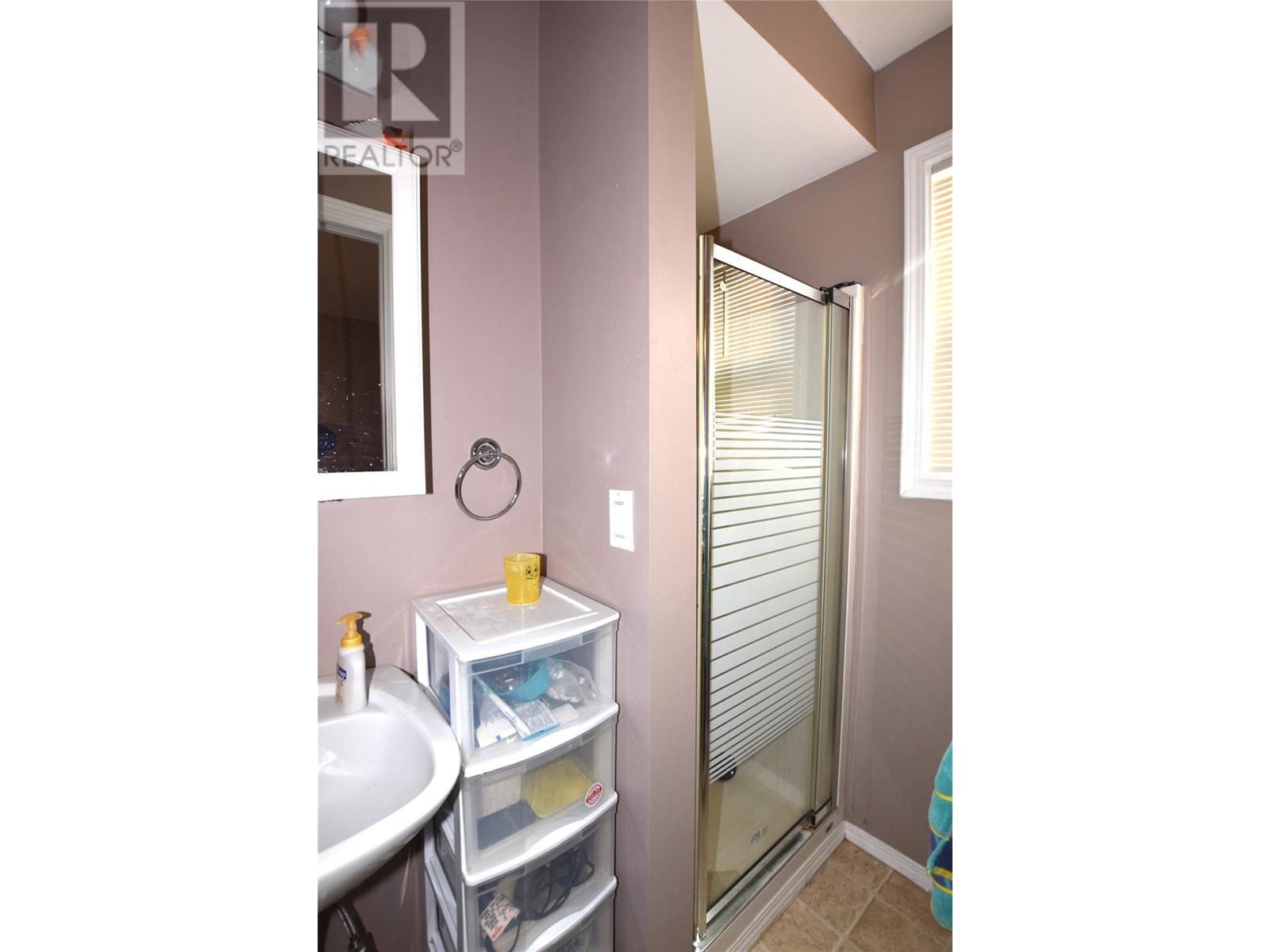 10983 Westside Road, Vernon