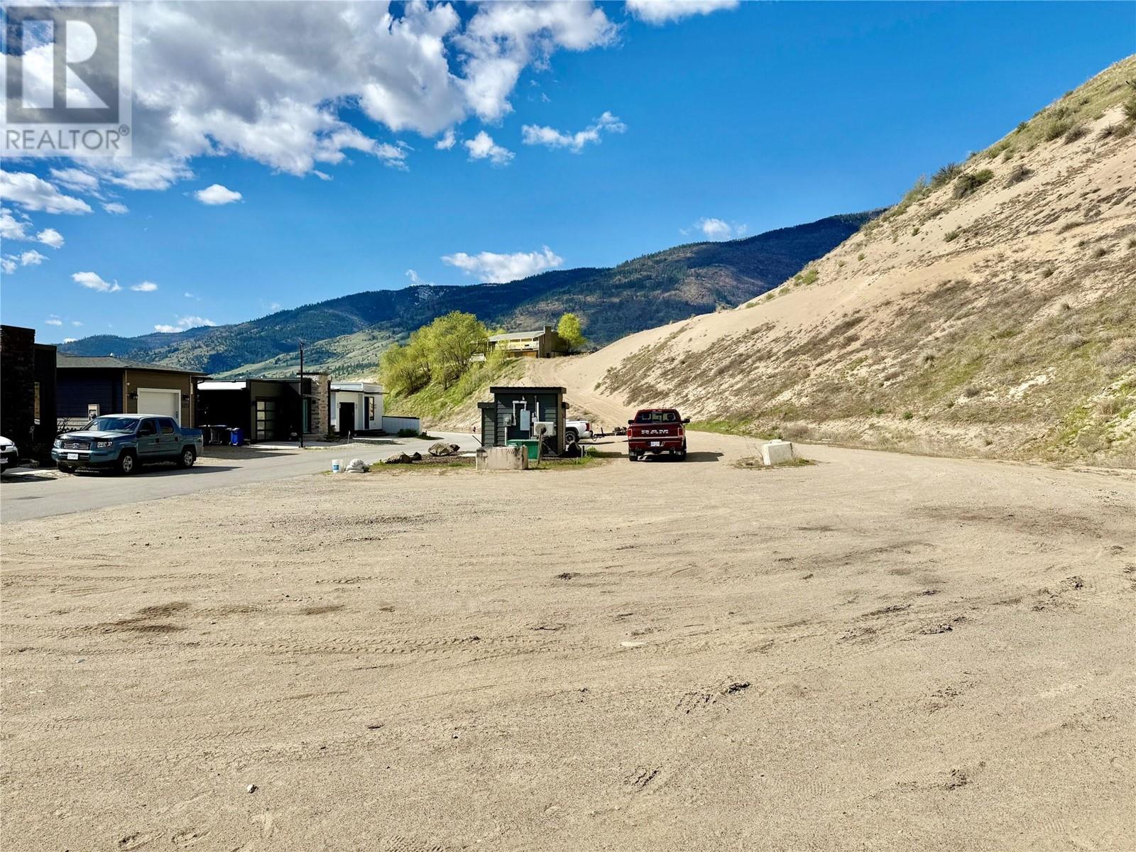 1258 Copper Road, Oliver