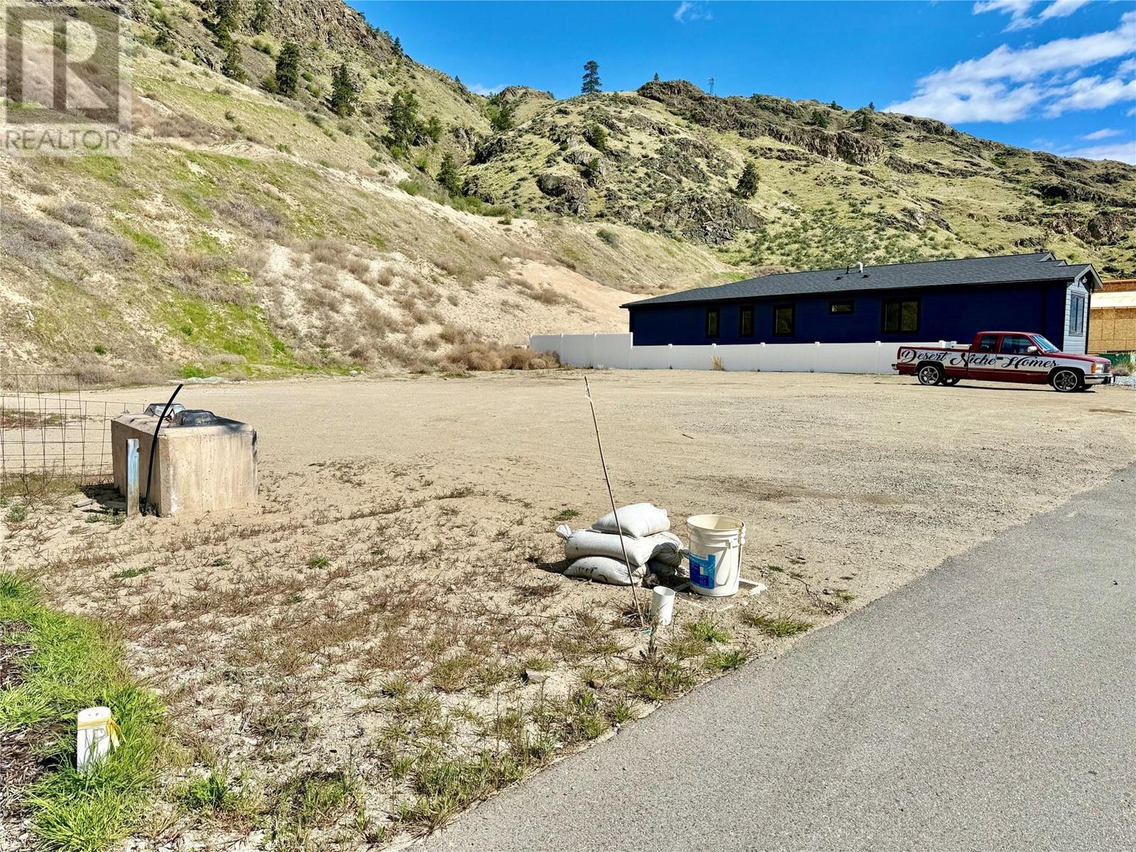 1258 Copper Road, Oliver