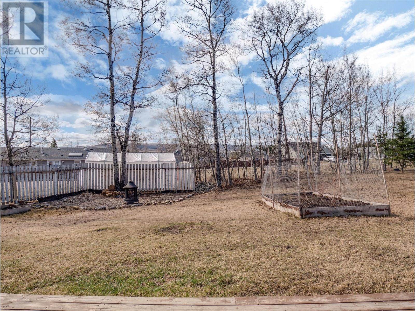 4909 55 Avenue, Pouce Coupe