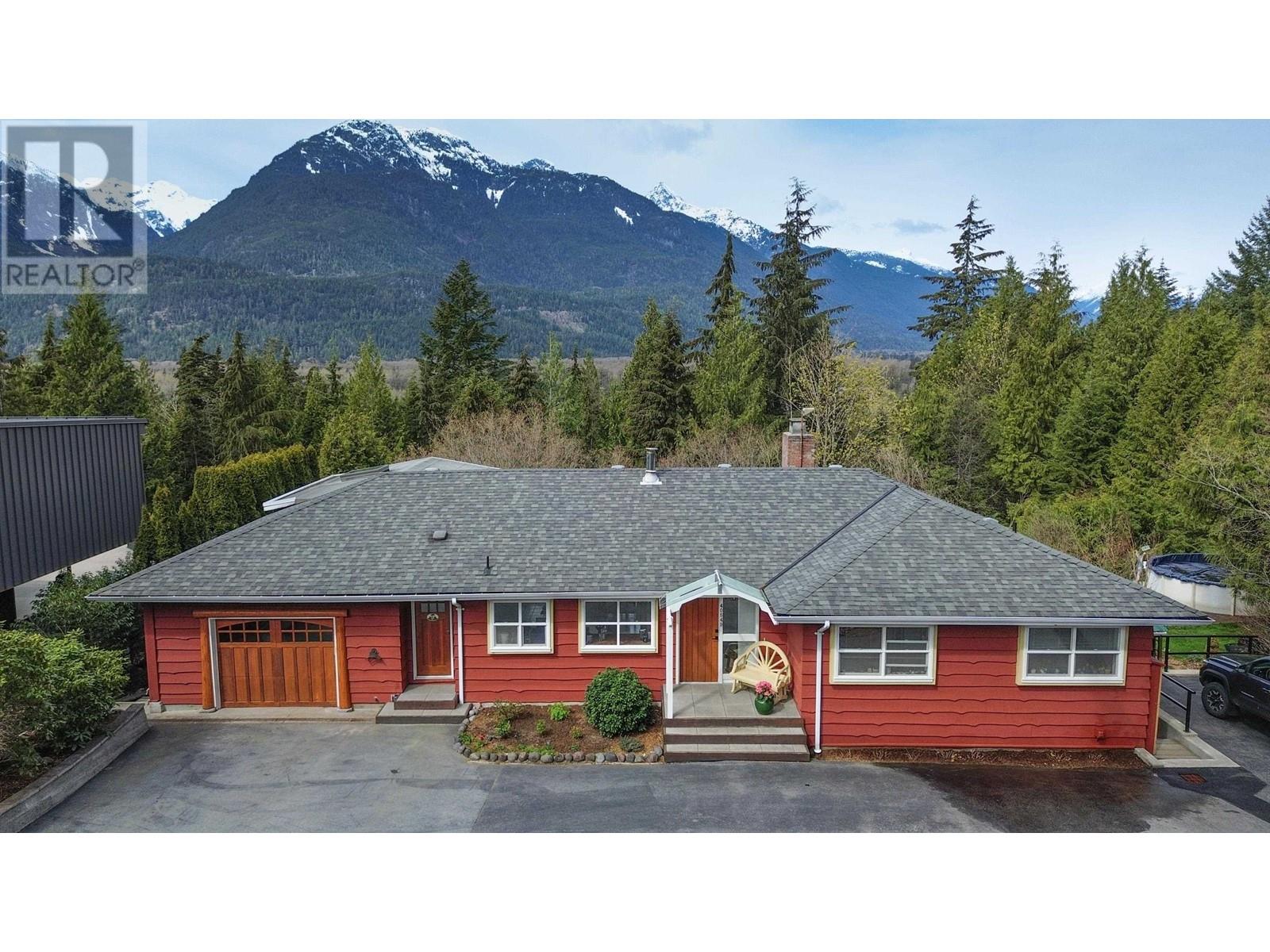 40549 AYR DRIVE, Squamish real estate listing R2992044