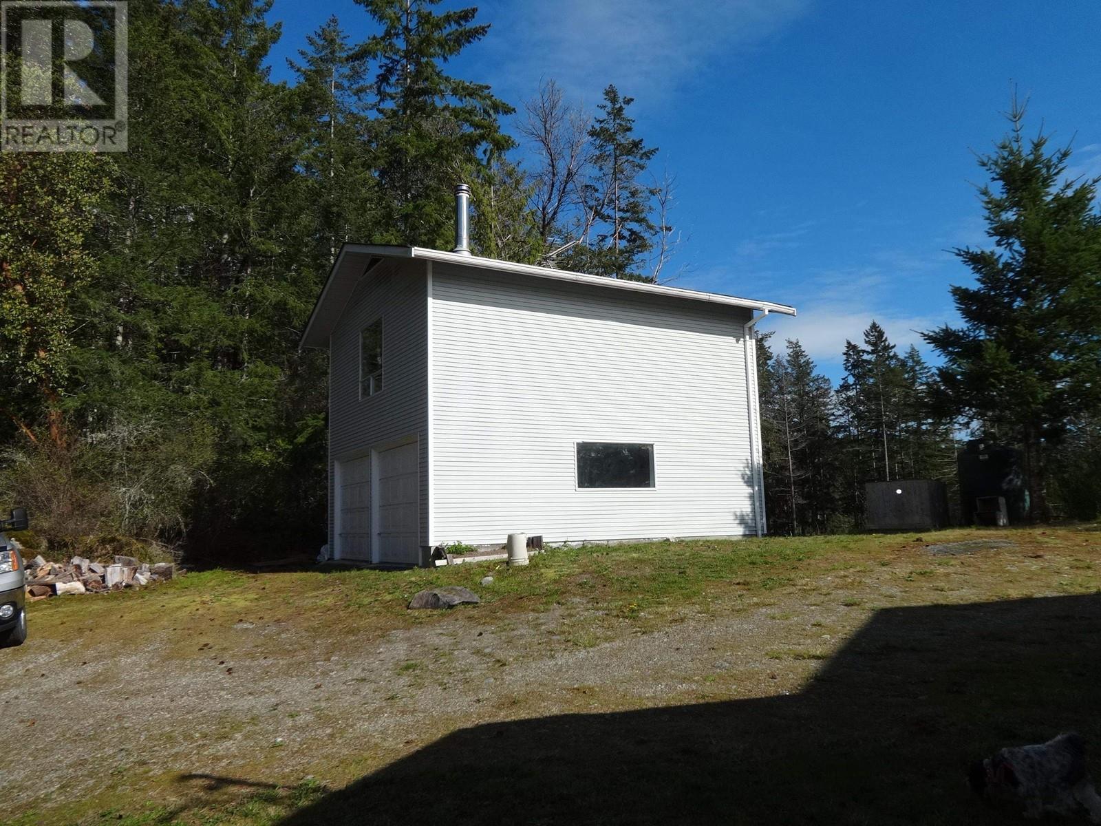 11682 SUNSHINE COAST HIGHWAY, Halfmoon Bay
