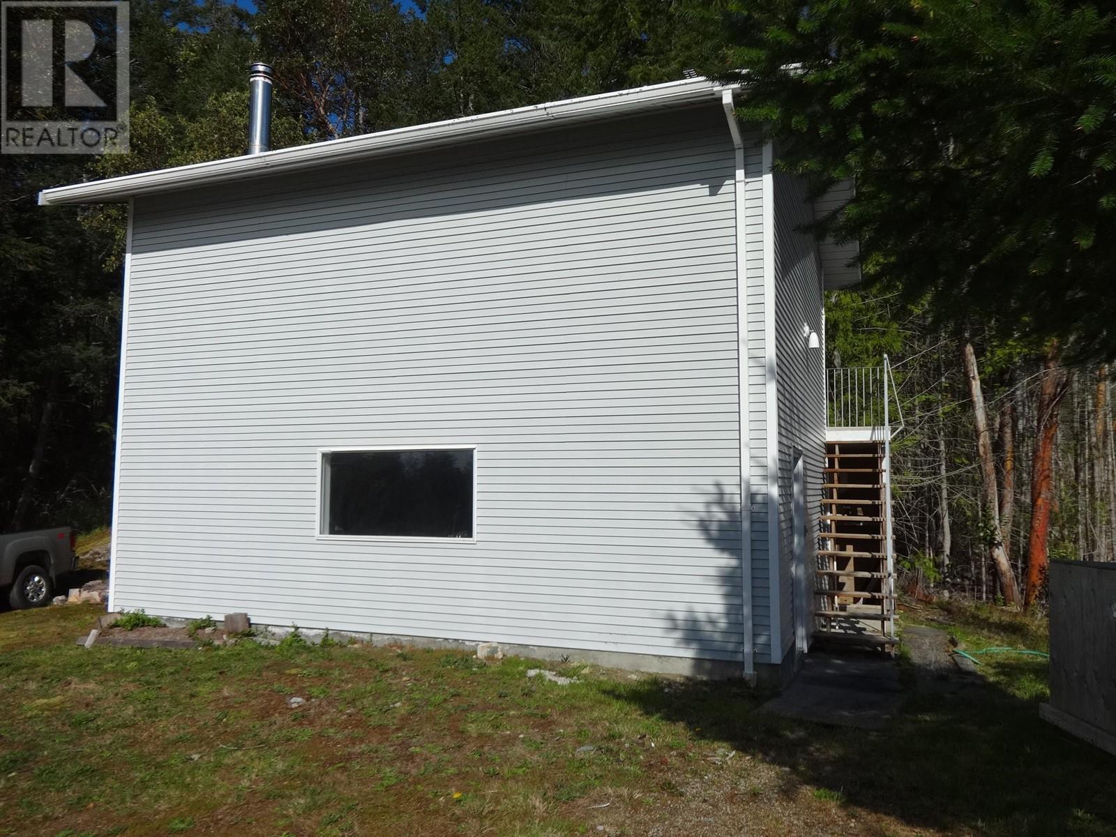 11682 SUNSHINE COAST HIGHWAY, Halfmoon Bay